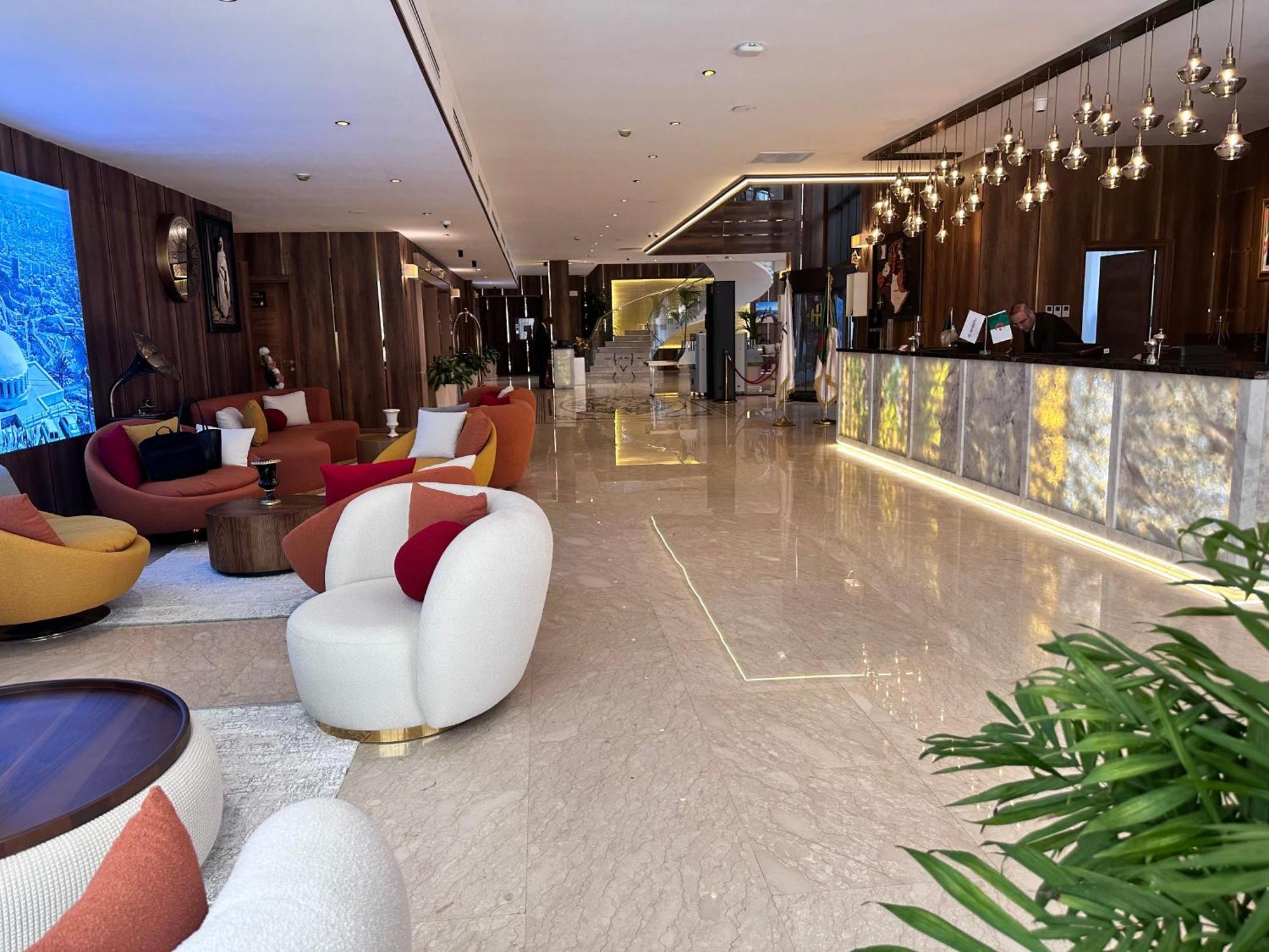 2H Hotel 오랑 외부 사진