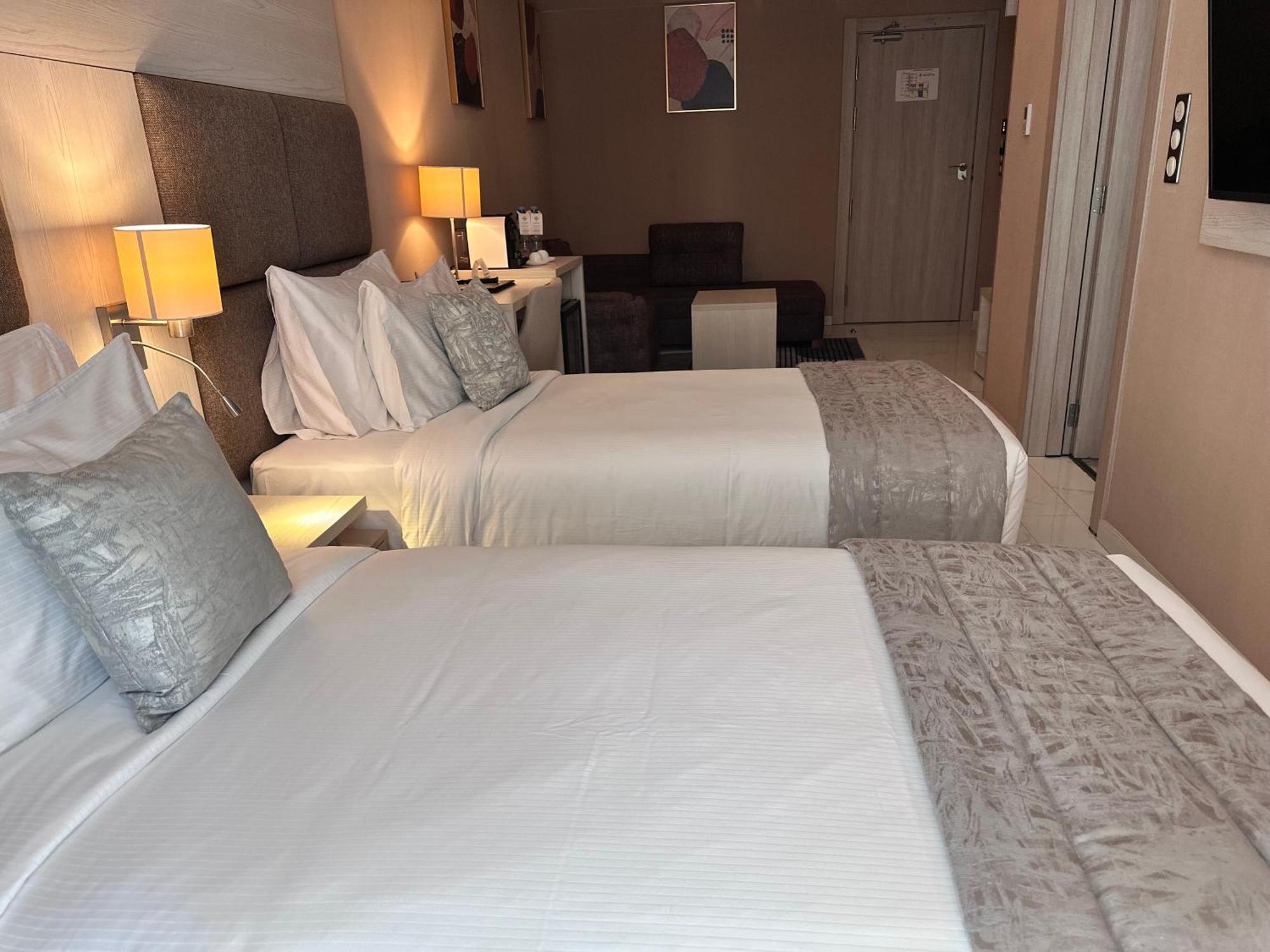 2H Hotel 오랑 외부 사진