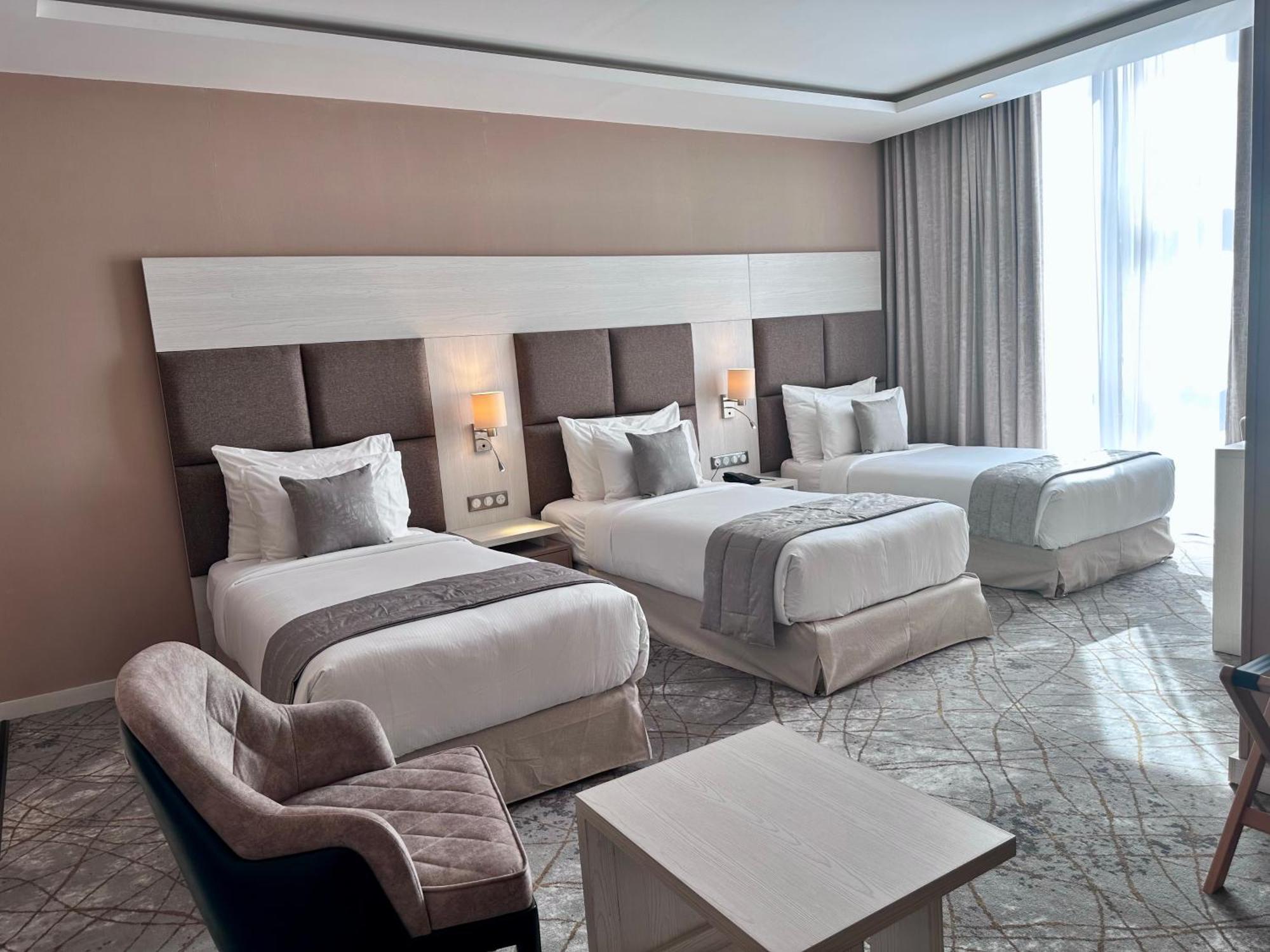 2H Hotel 오랑 외부 사진